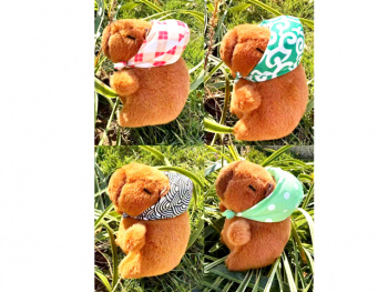 им Капибара арт. 209010 Брелок в косынке цвета микс в пак.