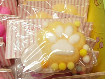 Антистресс арт. 805147-805 Лапка мальтоза с пушком (16 шт.) шоубокс Антистресс арт. 805147-805 Лапка мальтоза с пушком (16 шт.) шоубокс